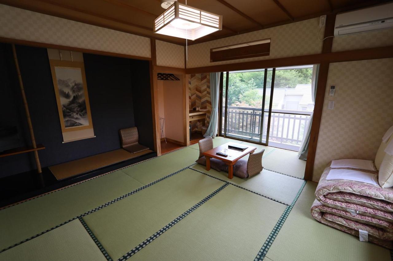 Onsen & Garden -Asante Inn- Hakone Exterior foto